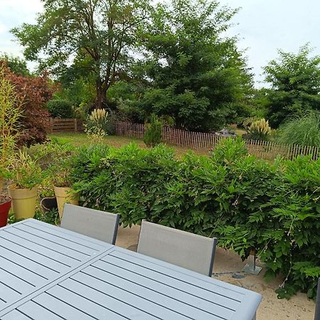 Gite 4 Etoiles La Garconniere Reugny  エクステリア 写真